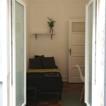 Arroios 21 Hostal *